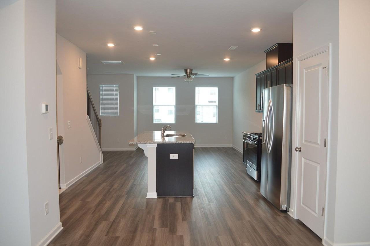 4938 Southern Magnolia Dr - Photo 6 of 28