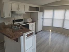 featured image of 834 N Main St