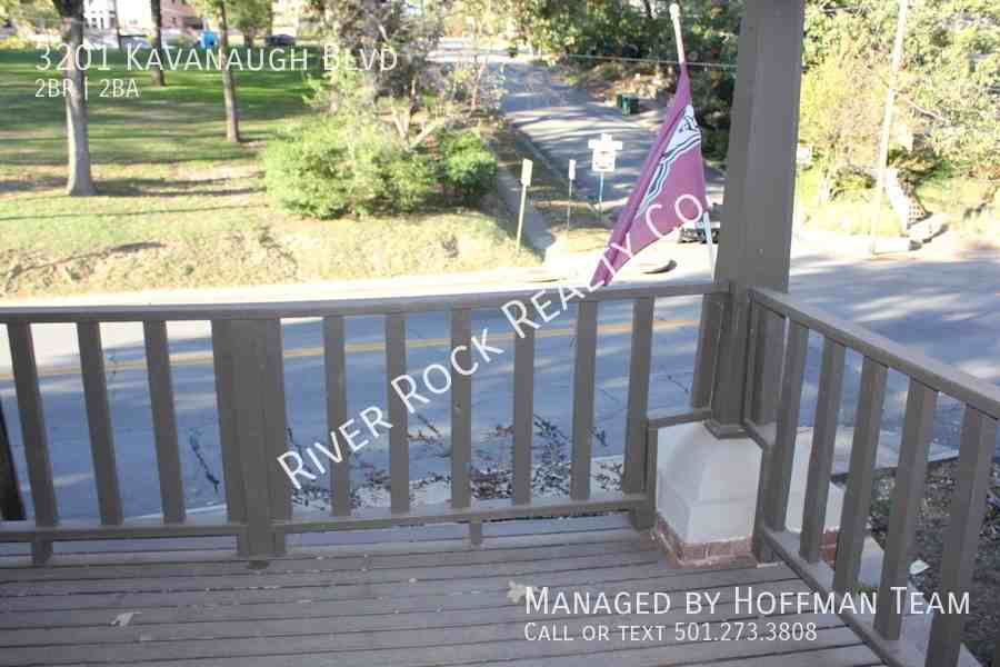 3201 Kavanaugh Blvd - Photo 3 of 9