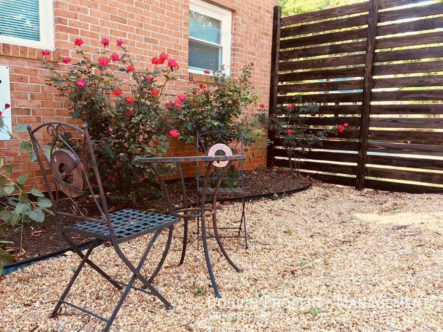 1726 Claiborne St #C - Photo 7 of 27