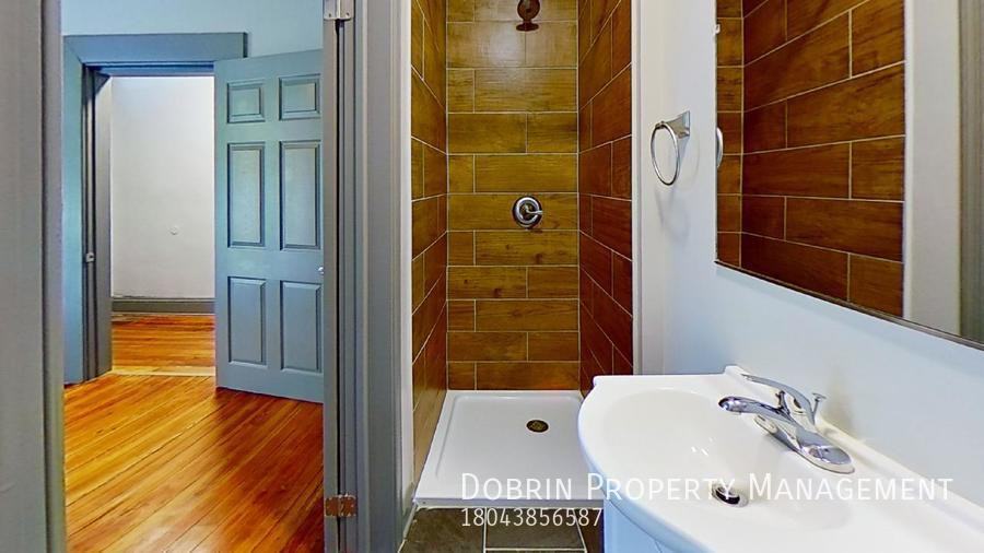 323 S Cherry St - Photo 3 of 15