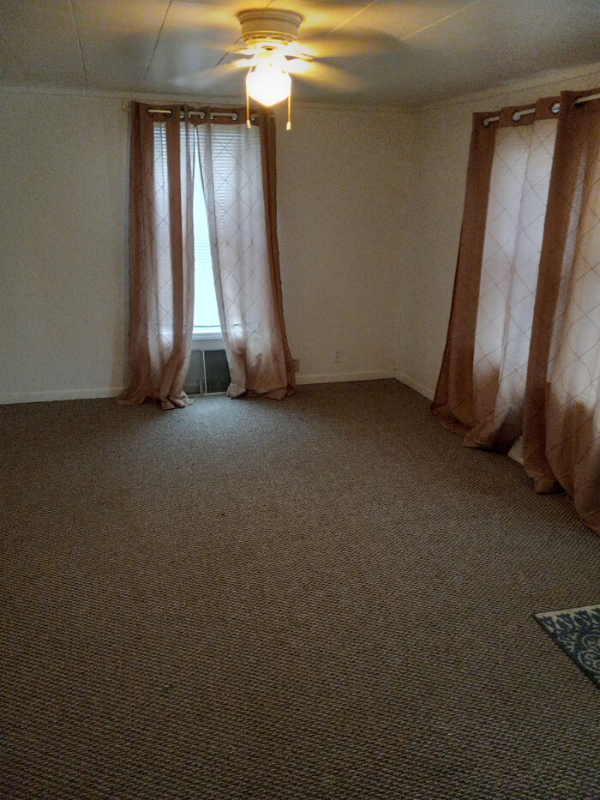 308 Olive St - Photo 3 of 5