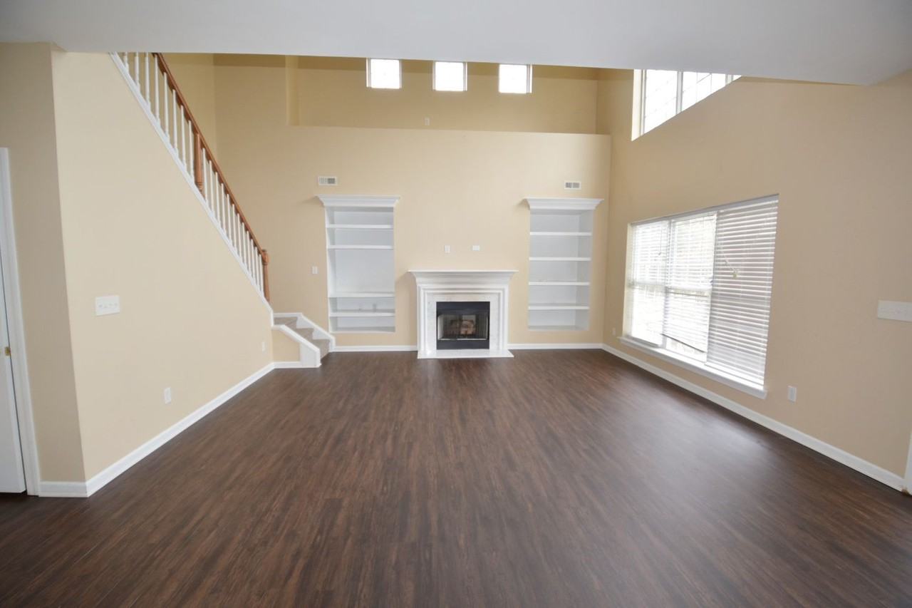 1640 Shadow Creek St Nw - Photo 2 of 10