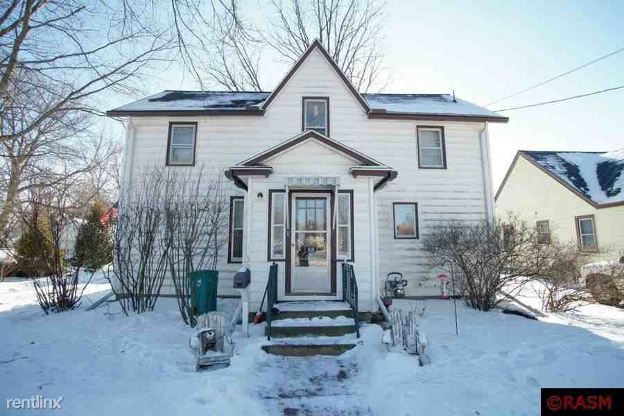 610 3rd Ave Se - Photo 2 of 13