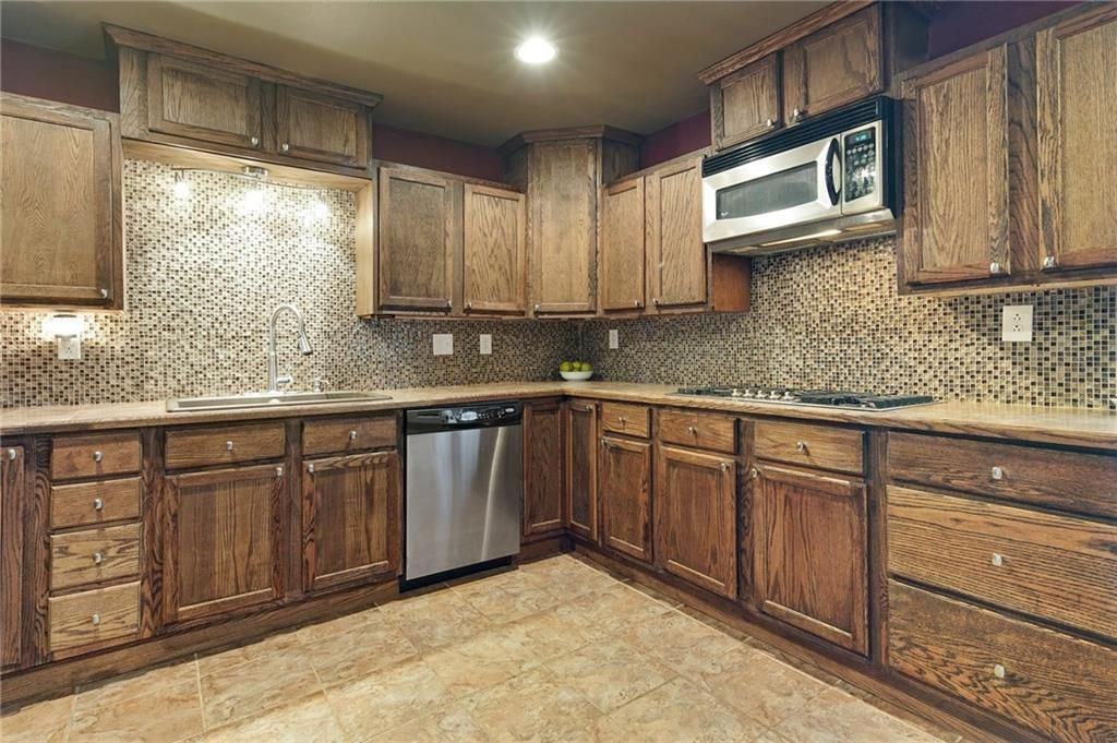 330 Wallin Mountain Rd - Photo 3 of 29