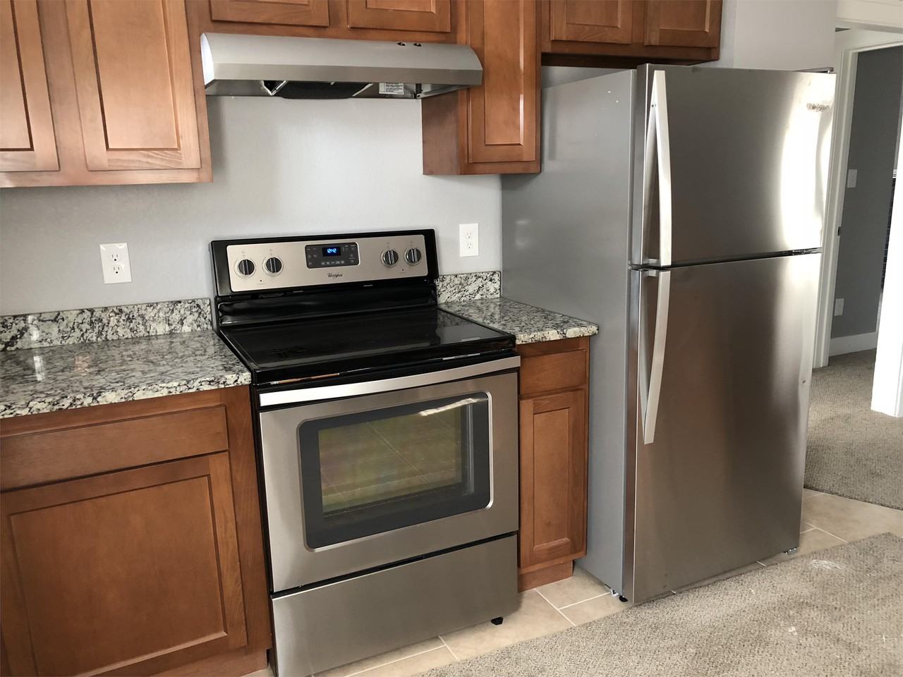 1312 8th St - Photo 4 of 11