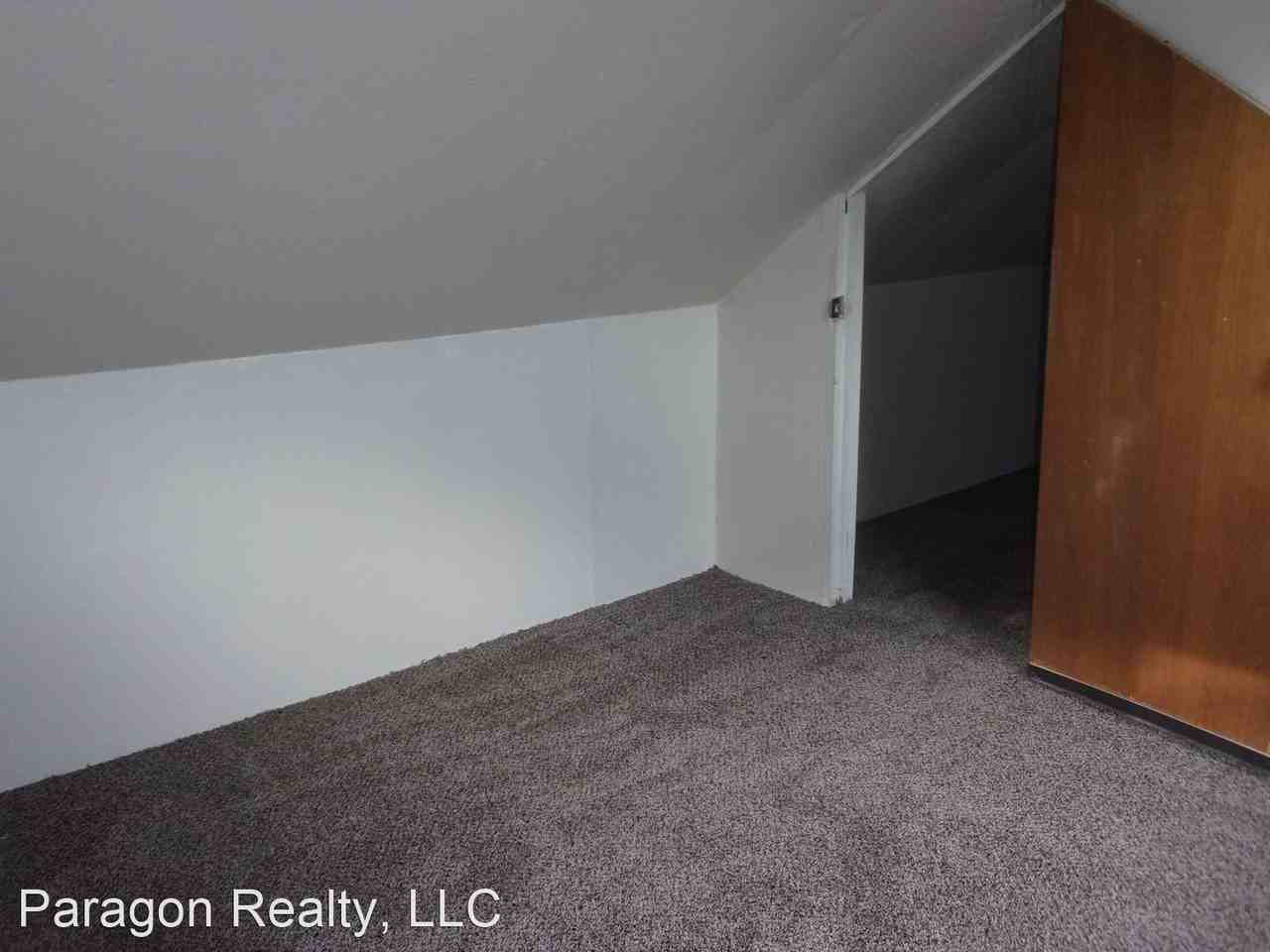 1220 SW E Ave. - Photo 3 of 15