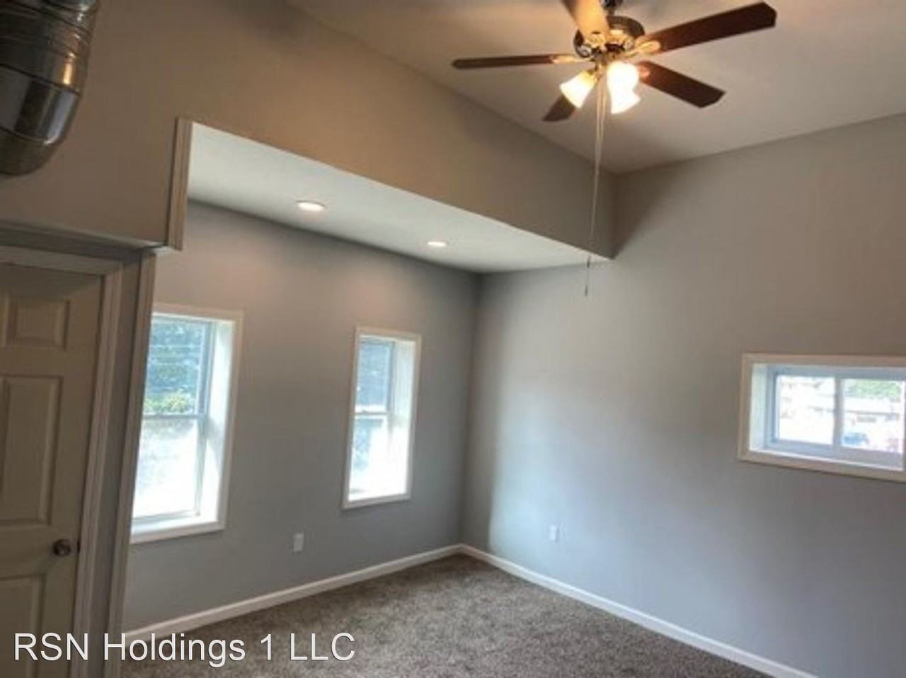 17570 Lake Shore 14 - Photo 2 of 15