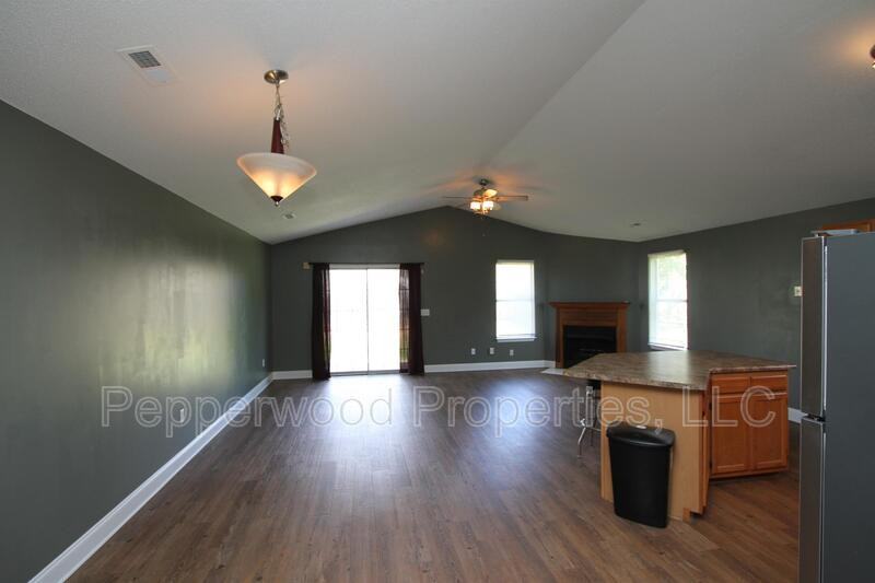 407 Soft Breezes Ln - Photo 2 of 13