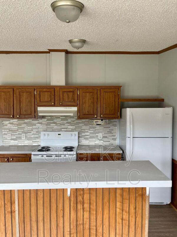 137 H St - Photo 7 of 21