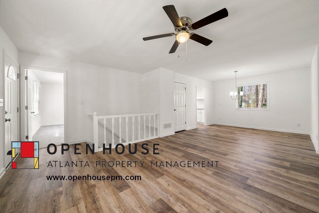 323 N Briar Rdg - Photo 2 of 15