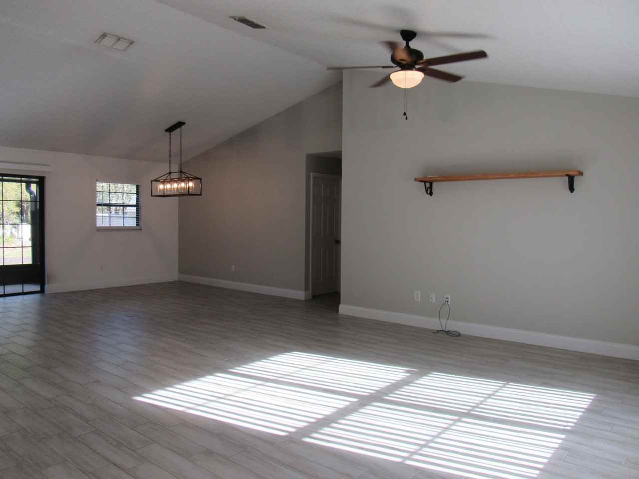 1431 1st Ave - Photo 2 of 11