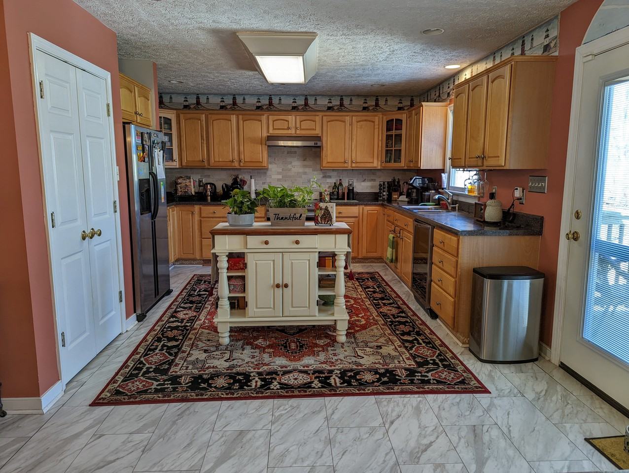 2110 Highland Dr - Photo 2 of 17