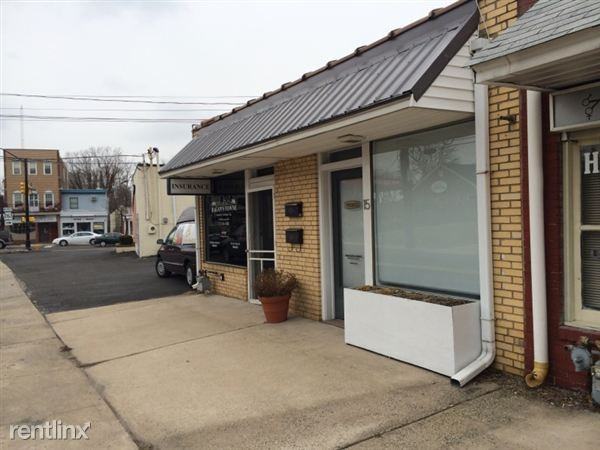 13 Byberry Rd - Photo 3 of 10