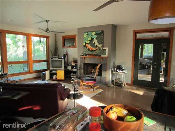 5561 Katy Hill Rd - Photo 2 of 6