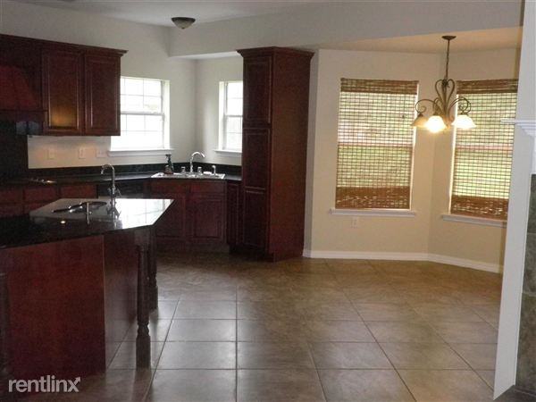 7 Carmine Cir - Photo 3 of 29