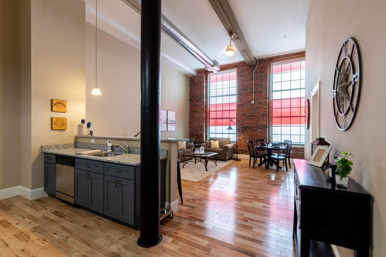 Pacific Mill Lofts - Photo 4 of 55