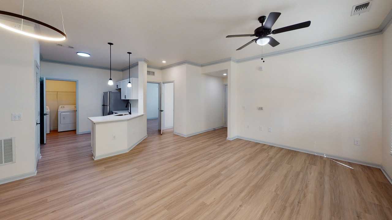 Halston World Gateway Apartment Homes - Photo 6 of 56