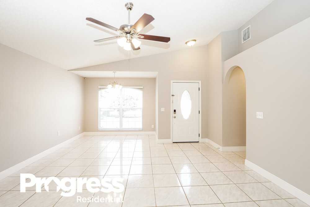 937 Grassy Island Ln - Photo 3 of 16