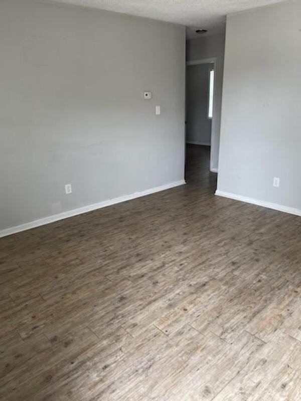 246 Rose St - Photo 2 of 7