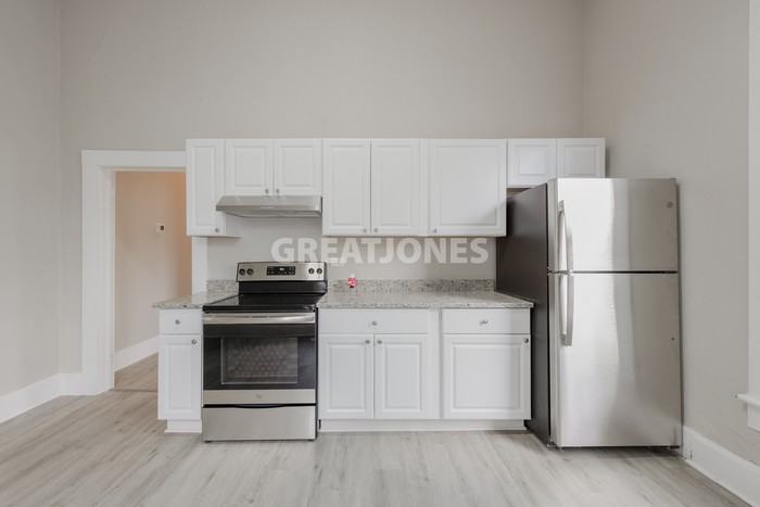 245 52nd St N - Photo 2 of 12