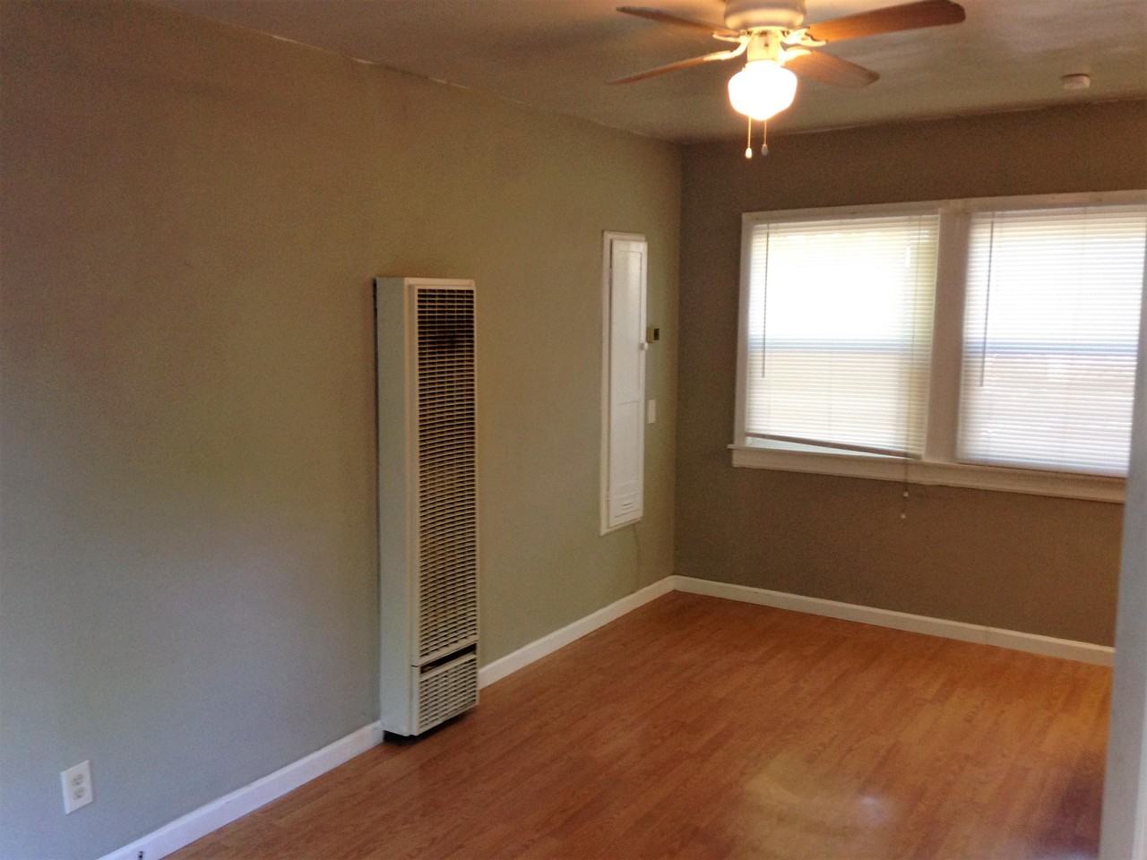 1139 Citrus Ave #2 - Photo 2 of 8