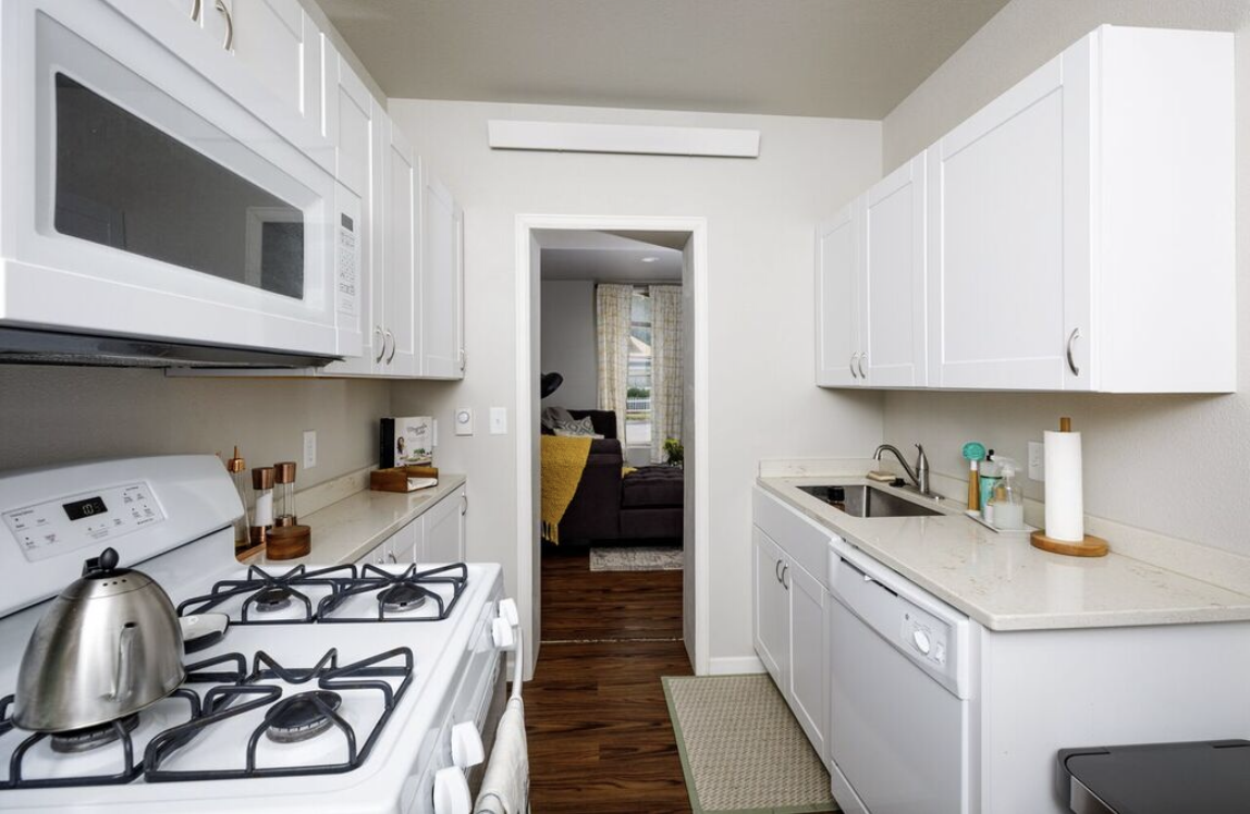 619 S 2nd St #1 - Photo 3 of 7