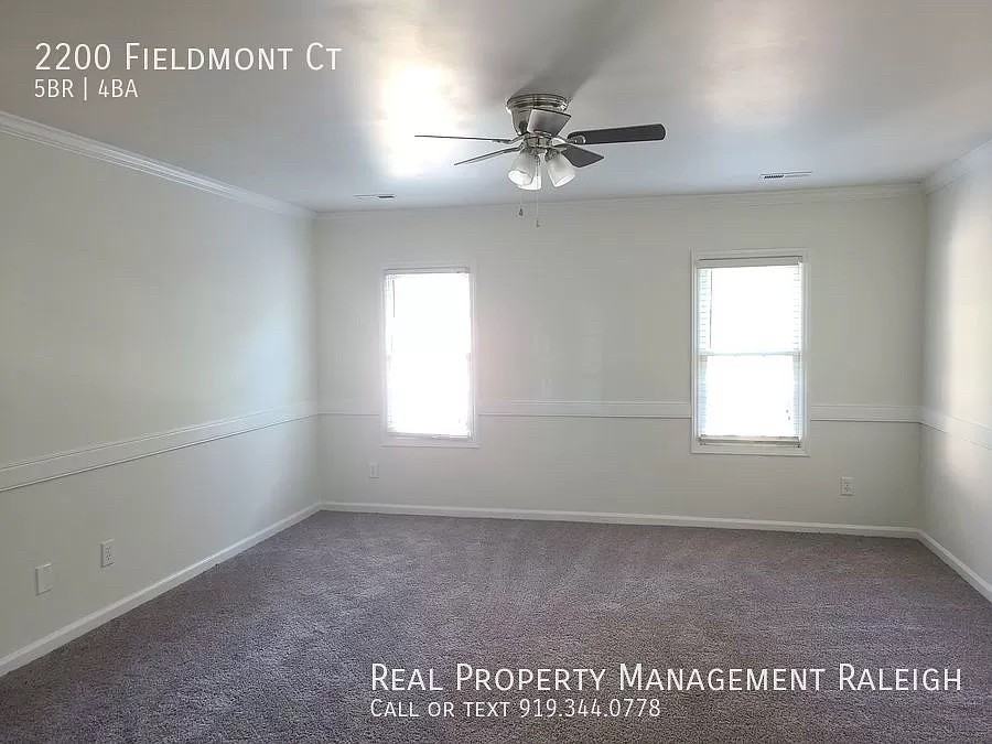 2200 Fieldmont Ct - Photo 6 of 15