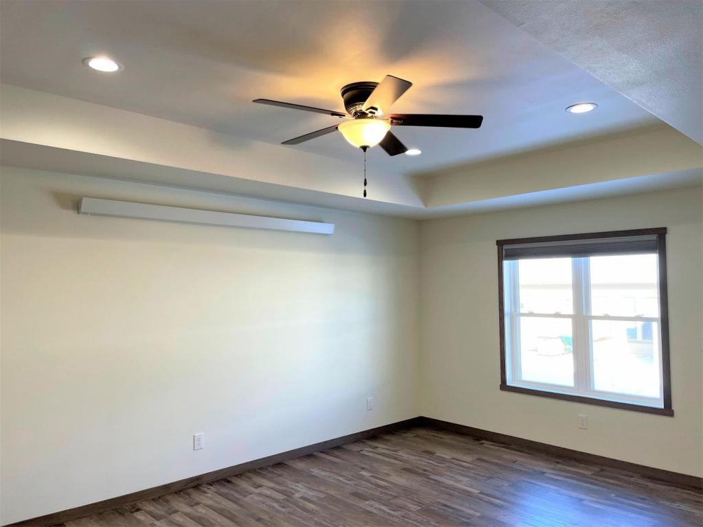 706 Mchugh Rd - Photo 2 of 7