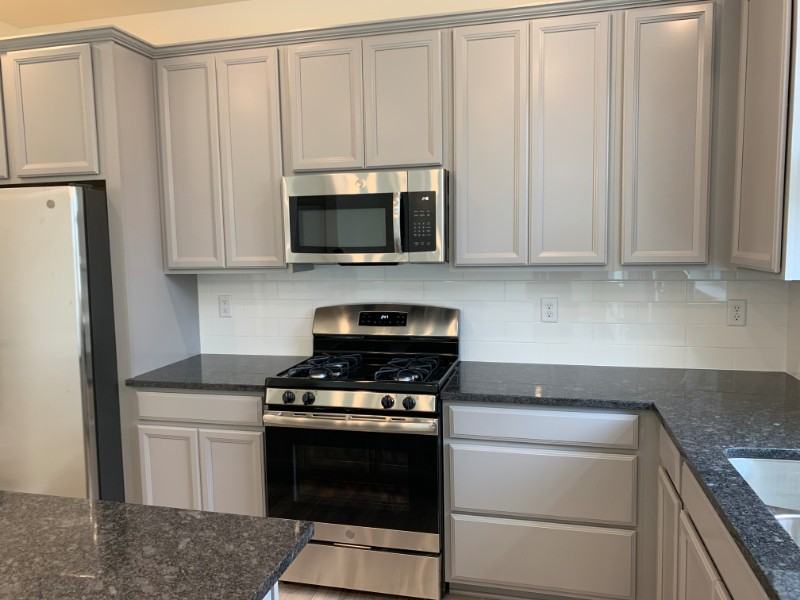 2920 Crusader St - Photo 4 of 14