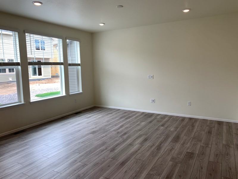 2920 Crusader St - Photo 6 of 14