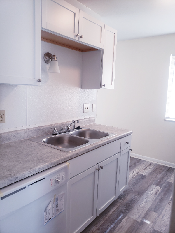 415 Grandin Ave #C - Photo 2 of 23