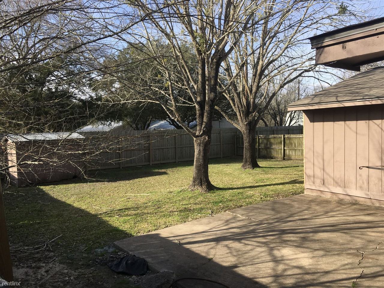 4134 Willow Oak St - Photo 3 of 3