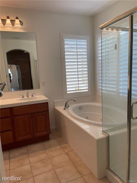 3330 E Springcreek Rd - Photo 2 of 10