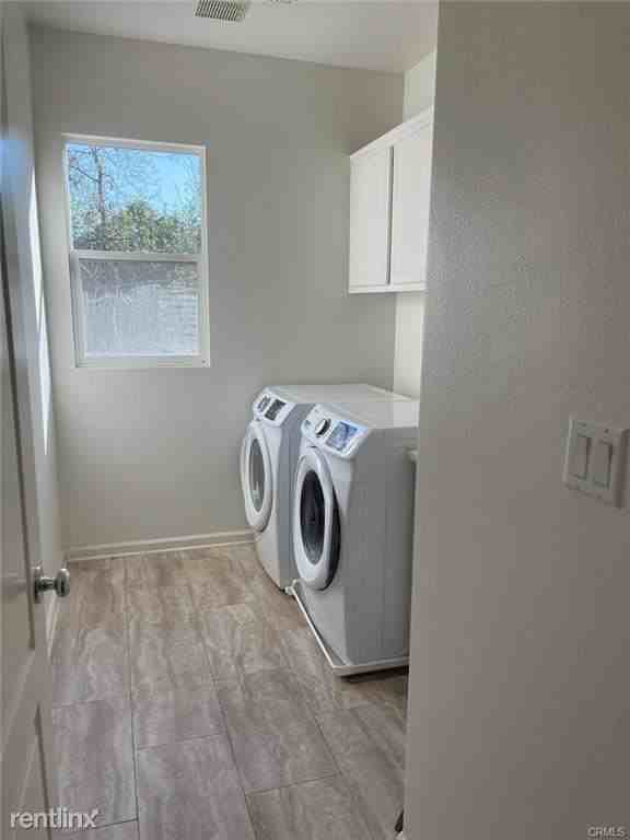 3330 E Springcreek Rd - Photo 3 of 10