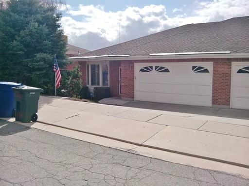 1736 Mohawk Cir - Photo 2 of 59