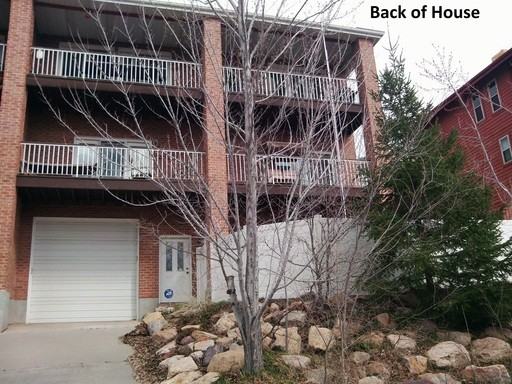 1736 Mohawk Cir - Photo 3 of 59