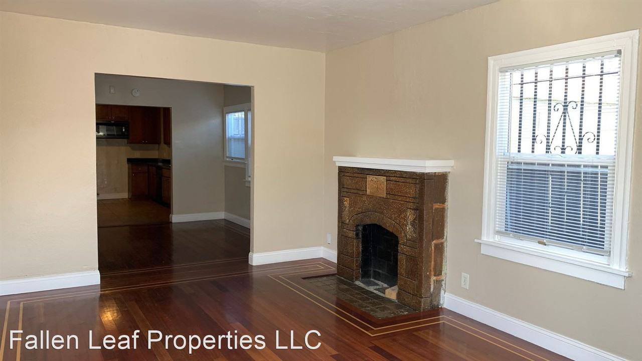 2681 79th Ave - Photo 3 of 14