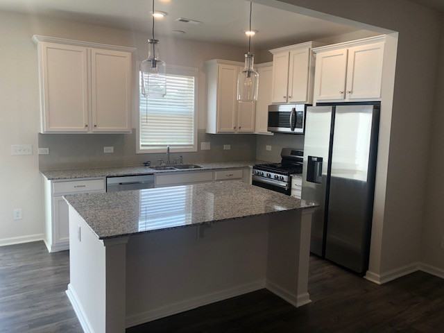 8171 Sheffield Dr - Photo 3 of 18