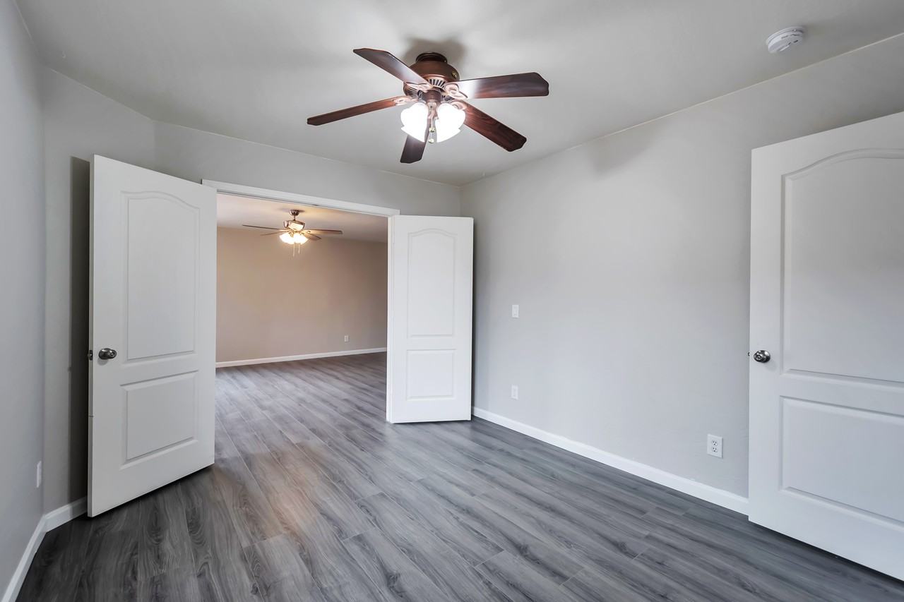 1735 E San Xavier Dr - Photo 6 of 15