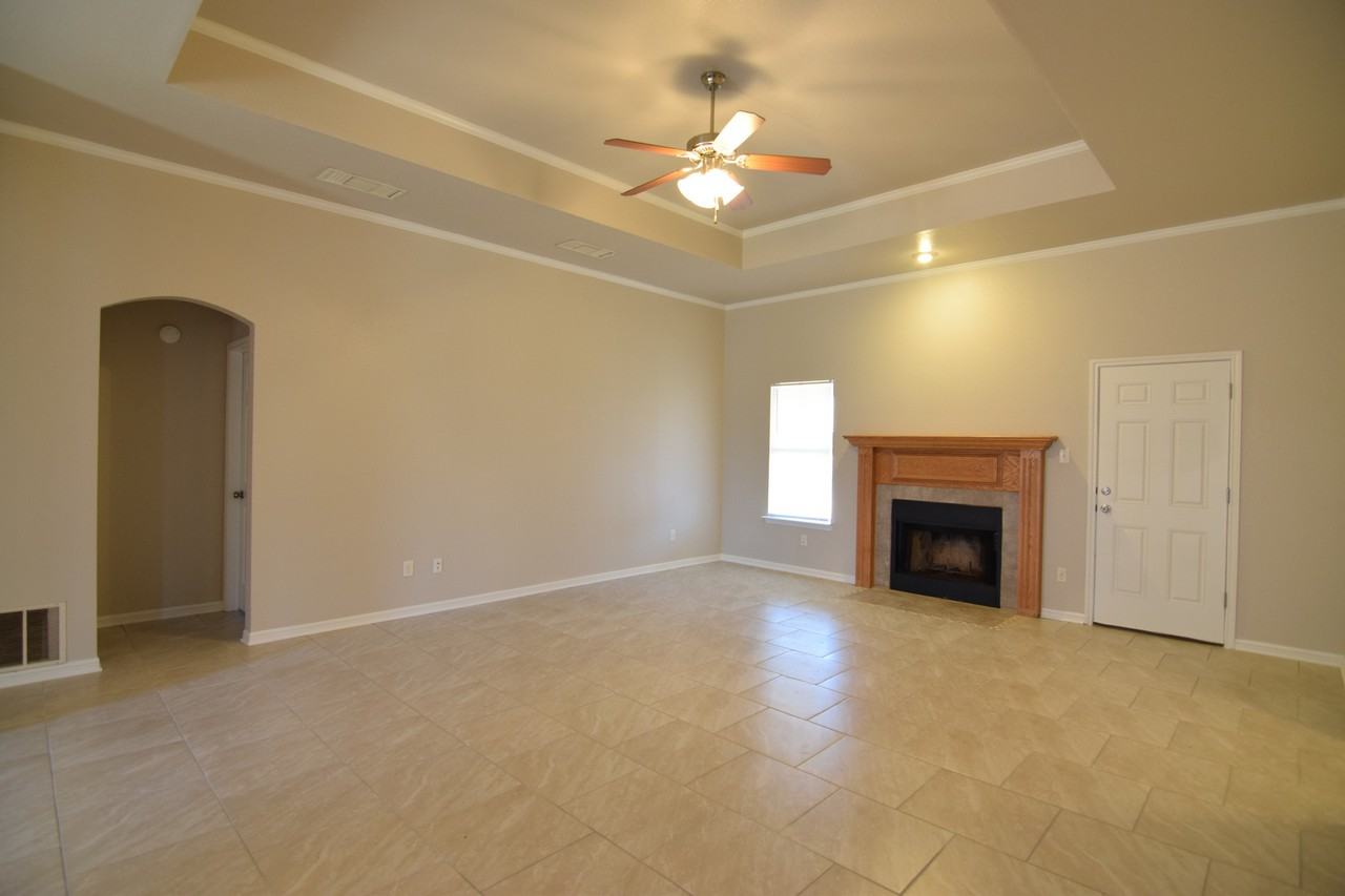 3605 Salt Fork Dr - Photo 6 of 20