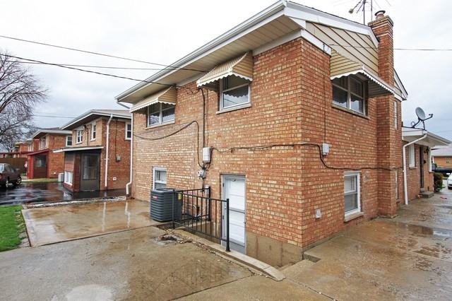 8642 S Keeler Ave - Photo 2 of 22