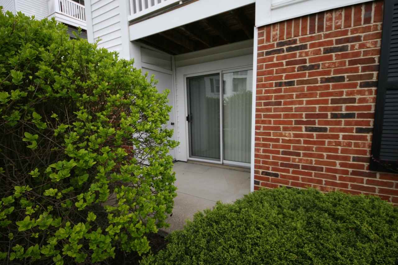 16535 Victoria Crossing Dr #B - Photo 2 of 12