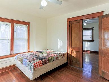 2831 Harrison St #2 - Photo 3 of 6