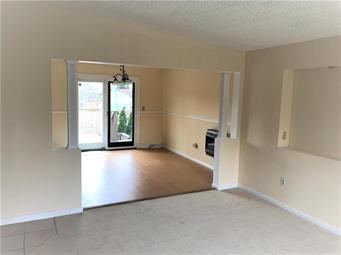 4458 Phillip St - Photo 3 of 19