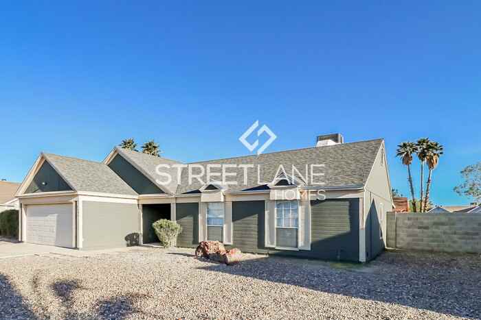 8626 W Charter Oak Rd - Photo 2 of 15