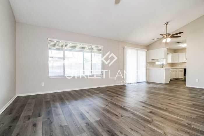 8626 W Charter Oak Rd - Photo 3 of 15