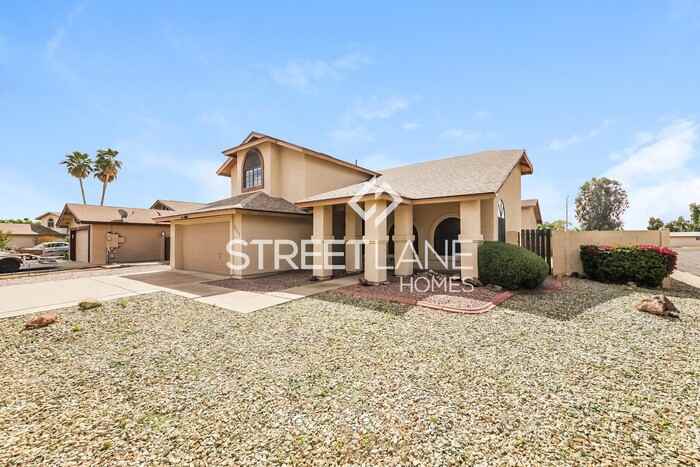 6537 W Sandra Ter - Photo 2 of 15