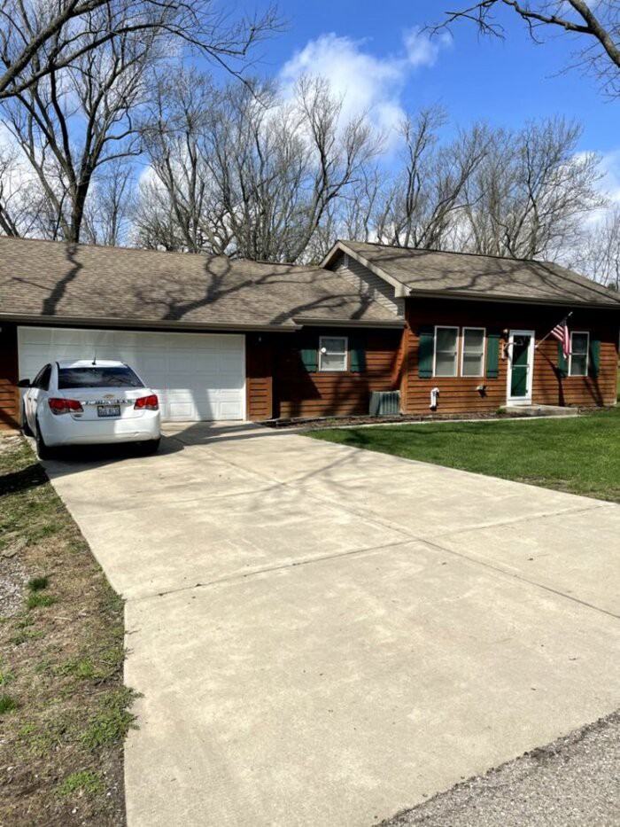 N683 Hillside Rd - Photo 2 of 19