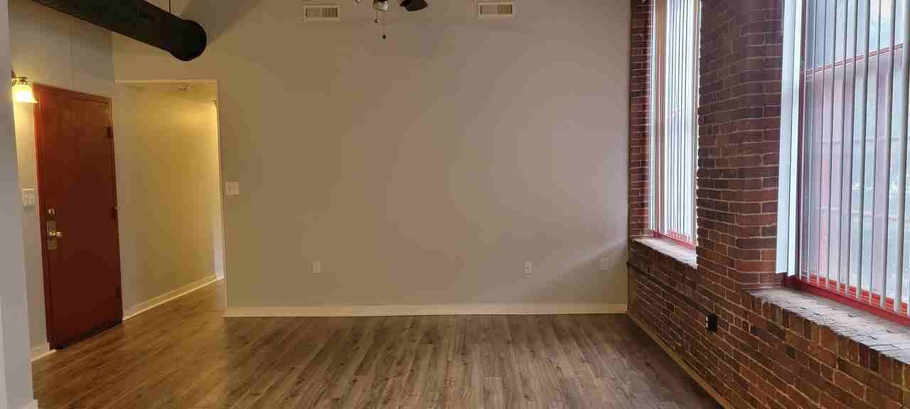 470 Silver St #102 - Photo 7 of 21